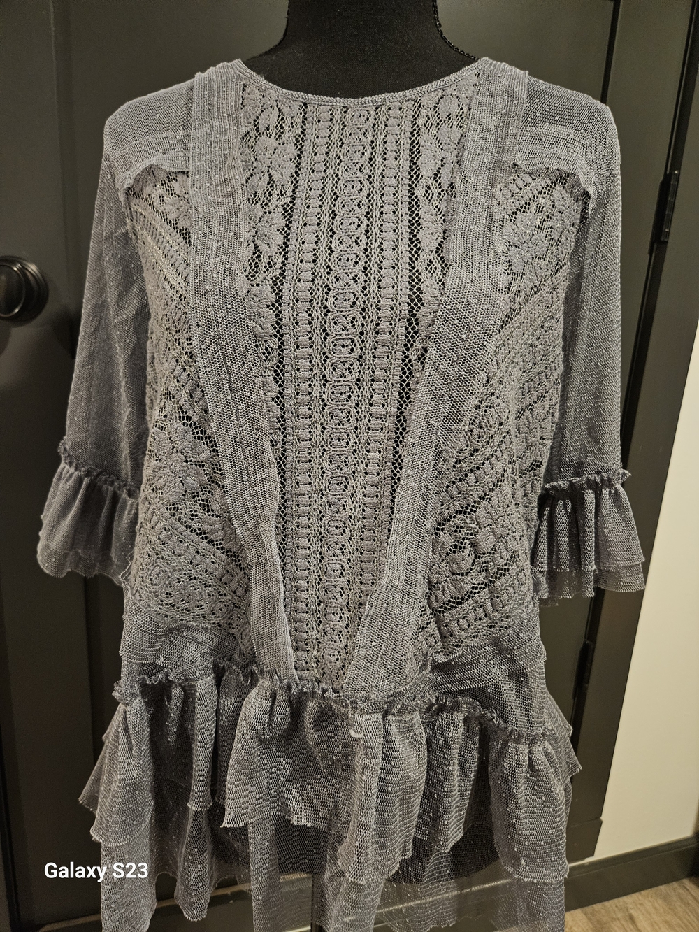 Umgee Women's Gray Lace Knit Ruffle Top - Picture 2 of 5